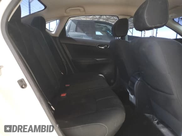 ✅ 2018 Nissan Sentra S • VIN: 3N1AB7AP5JY303773 • Лот: 87312575. Опубликован ранее на Copart с пробегом 179 865 миль. Бесплатный доступ к архиву аукционных продаж из США и подробный отчёт об истории автомобиля на DreamBid. Изображение 10.