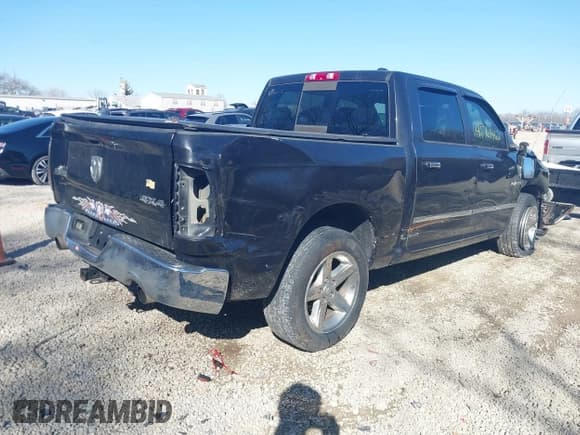 ✅ 2009 Dodge 1500 SLT • VIN: 1D3HV13T19S771432 • Lot: 41761462. Wystawiony na IAAI z przebiegiem 192 382 mil. Bezpłatny archiwum sprzedaży aukcyjnych z USA i szczegółowy raport historii pojazdu na DreamBid. Zdjęcie 4.