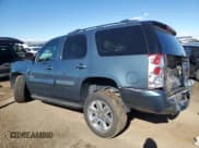 ✅ 2009 GMC Yukon SLT 4SB • VIN: 1GKFK33099J122840 • Lot: 90498825. Listed on Copart with 174,597 mi. Free auction sales archive from the USA and detailed vehicle history report at DreamBid. Image 2.