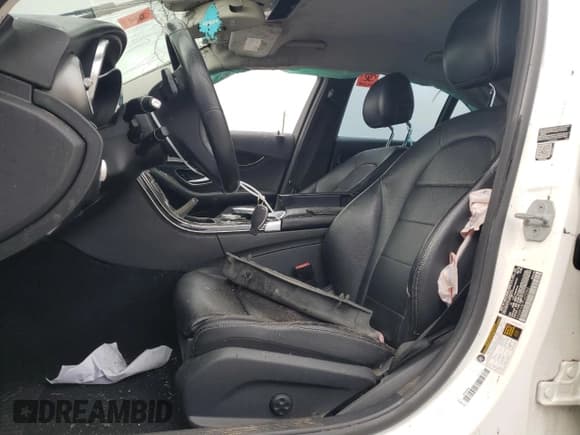 ✅ 2015 Mercedes-Benz C 300 • VIN: 55SWF4JB7FU072502 • Lot: 59528145. Listed on Copart with 129,254 mi. Free auction sales archive from the USA and detailed vehicle history report at DreamBid. Image 7.