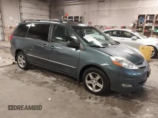 ✅ 2010 Toyota Sienna XLE • VIN: 5TDDK4CC3AS033095 • Lot: 41679160. Wystawiony na IAAI z przebiegiem 216 350 mil. Bezpłatny archiwum sprzedaży aukcyjnych z USA i szczegółowy raport historii pojazdu na DreamBid. Zdjęcie 1.