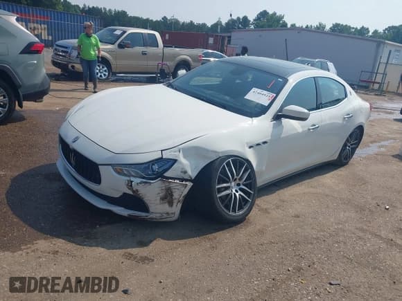 ✅ 2017 Maserati Ghibli • VIN: ZAM57XSA5H1262534 • Лот: 42404925. Опубликован ранее на IAAI с пробегом 97 305 миль. Бесплатный доступ к архиву аукционных продаж из США и подробный отчёт об истории автомобиля на DreamBid. Изображение 17.