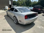 ✅ 2007 Ford Mustang GT Deluxe • VIN: 1ZVFT82H075200647 • Lot: 84895055. Wystawiony na Copart z przebiegiem 73 813 mil. Bezpłatny archiwum sprzedaży aukcyjnych z USA i szczegółowy raport historii pojazdu na DreamBid. Zdjęcie 3.