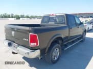 ✅ 2013 Ram 2500 Laramie • VIN: 3C6UR5FL7DG529590 • Lot: 40608177. Wystawiony na IAAI z przebiegiem 141 594 mil. Bezpłatny archiwum sprzedaży aukcyjnych z USA i szczegółowy raport historii pojazdu na DreamBid. Zdjęcie 4.