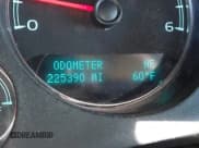 ✅ 2013 Chevrolet Suburban LT • VIN: 1GNSKJE78DR173059 • Lot: 43699809. Wystawiony na IAAI z przebiegiem 225 390 mil. Bezpłatny archiwum sprzedaży aukcyjnych z USA i szczegółowy raport historii pojazdu na DreamBid. Zdjęcie 15.