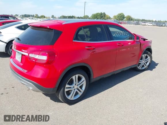 ✅ 2016 Mercedes-Benz GLA 250 • VIN: WDCTG4GB8GJ264279 • Lot: 43329773. Wystawiony na IAAI z przebiegiem 64 686 mil. Bezpłatny archiwum sprzedaży aukcyjnych z USA i szczegółowy raport historii pojazdu na DreamBid. Zdjęcie 4.