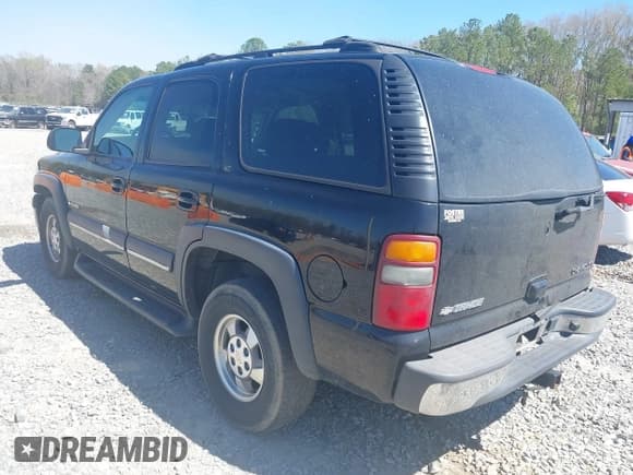 ✅ 2002 Chevrolet Tahoe LT • VIN: 1GNEC13Z42R245581 • Lot: 41810788. Listed on IAAI with 228,166 mi. Free auction sales archive from the USA and detailed vehicle history report at DreamBid. Image 3.