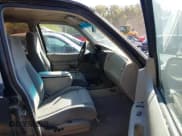 ✅ 1997 Ford Explorer XL • VIN: 1FMDU34E1VZA94160 • Lot: 43251651. Wystawiony na IAAI z przebiegiem 192 394 mil. Bezpłatny archiwum sprzedaży aukcyjnych z USA i szczegółowy raport historii pojazdu na DreamBid. Zdjęcie 5.