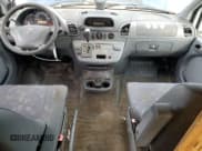 ✅ 2006 Dodge Sprinter • VIN: WD8PD144665965144 • Лот: 85951195. Опубликован ранее на Copart с пробегом 94 146 миль. Бесплатный доступ к архиву аукционных продаж из США и подробный отчёт об истории автомобиля на DreamBid. Изображение 8.