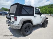 ✅ 2016 Jeep Wrangler Black Bear • VIN: 1C4AJWAG5GL151537 • Lot: 62665455. Wystawiony na Copart z przebiegiem 93 537 mil. Bezpłatny archiwum sprzedaży aukcyjnych z USA i szczegółowy raport historii pojazdu na DreamBid. Zdjęcie 3.