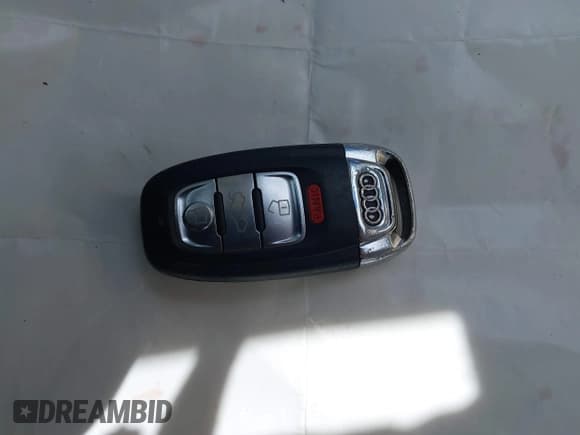 ✅ 2013 Audi A4 Premium • VIN: WAUBFAFL5DN032575 • Lot: 42689405. Listed on IAAI with 184,475 mi. Free auction sales archive from the USA and detailed vehicle history report at DreamBid. Image 11.