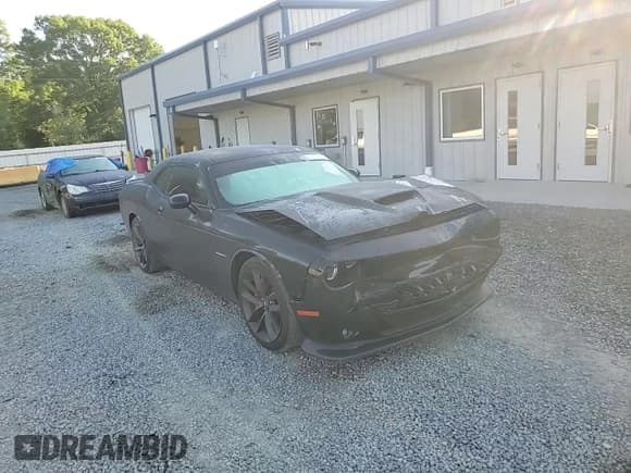 ✅ 2021 Dodge Challenger R/T • VIN: 2C3CDZBT1MH594116 • Lot: 55553784. Wystawiony na Copart z przebiegiem 57 559 mil. Bezpłatny archiwum sprzedaży aukcyjnych z USA i szczegółowy raport historii pojazdu na DreamBid. Zdjęcie 10.