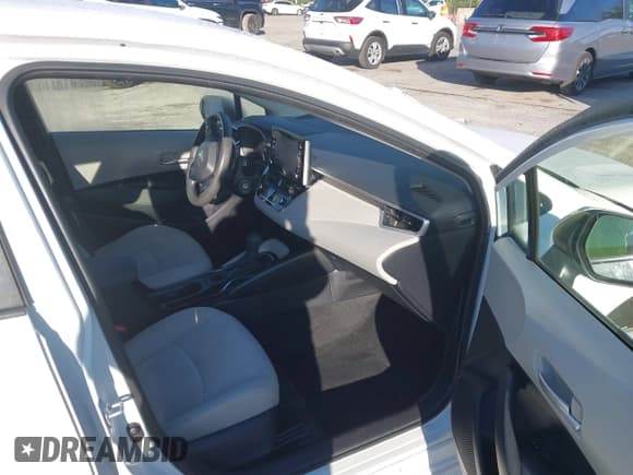 ✅ 2020 Toyota Corolla LE • VIN: JTDEPRAE8LJ073194 • Лот: 43711944. Опубликован ранее на IAAI с пробегом 78 019 миль. Бесплатный доступ к архиву аукционных продаж из США и подробный отчёт об истории автомобиля на DreamBid. Изображение 5.