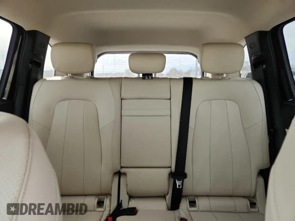 ✅ 2022 Mercedes-Benz GLB 250 • VIN: W1N4M4HB9NW205221 • Лот: 92687935. Опубликован ранее на Copart с пробегом 77 529 миль. Бесплатный доступ к архиву аукционных продаж из США и подробный отчёт об истории автомобиля на DreamBid. Изображение 10.