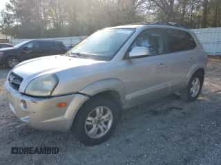 2006 Hyundai Tucson GLS z VIN KM8JN12D16U293075, wystawiony jako Copart lot #82132214 z przebiegiem 171 171 mil mil oraz Czysty tytuł • Clean title. Historia ofert i sprzedaży dostępna na DreamBid. Obrazek 1.