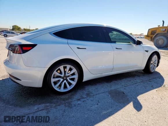 ✅ 2020 Tesla Model 3 Standard Range Plus • VIN: 5YJ3E1EA5LF743846 • Lot: 89911795. Wystawiony na Copart z przebiegiem 68 441 mil. Bezpłatny archiwum sprzedaży aukcyjnych z USA i szczegółowy raport historii pojazdu na DreamBid. Zdjęcie 3.