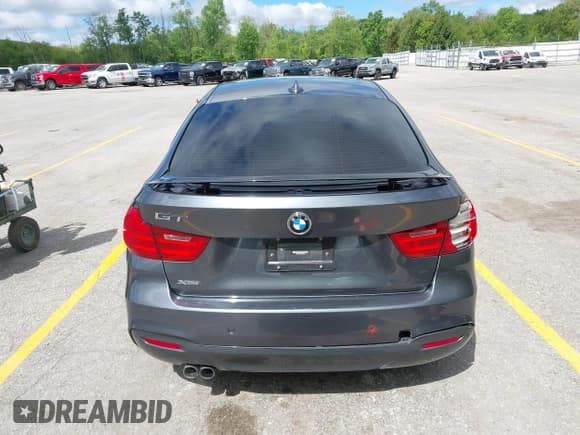 ✅ 2016 BMW 3 Series 328i Gran Turismo xDrive • VIN: WBA8Z5C56GG500482 • Lot: 42344815. Listed on IAAI with 118,810 mi. Free auction sales archive from the USA and detailed vehicle history report at DreamBid. Image 16.