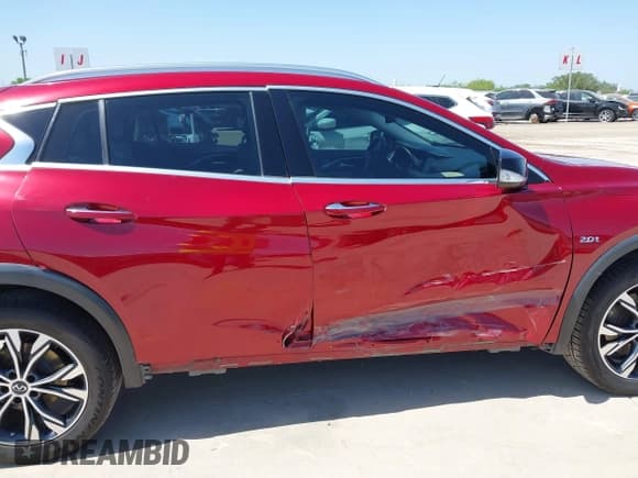 ✅ 2018 Infiniti QX30 Essential • VIN: SJKCH5CR7JA052036 • Lot: 41971980. Listed on IAAI with 84,817 mi. Free auction sales archive from the USA and detailed vehicle history report at DreamBid. Image 14.