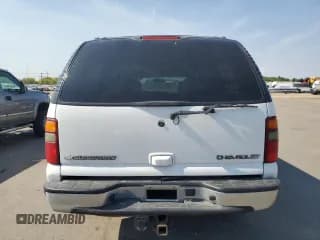 ✅ 2003 Chevrolet Suburban Z71 • VIN: 3GNFK16Z93G217263 • Lot: 71387644. Wystawiony na Copart z przebiegiem 260 738 mil. Bezpłatny archiwum sprzedaży aukcyjnych z USA i szczegółowy raport historii pojazdu na DreamBid. Zdjęcie 6.