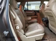 ✅ 2010 Buick Enclave CXL 1XL • VIN: 5GALRBED3AJ101444 • Lot: 81375245. Wystawiony na Copart z przebiegiem 249 805 mil. Bezpłatny archiwum sprzedaży aukcyjnych z USA i szczegółowy raport historii pojazdu na DreamBid. Zdjęcie 11.