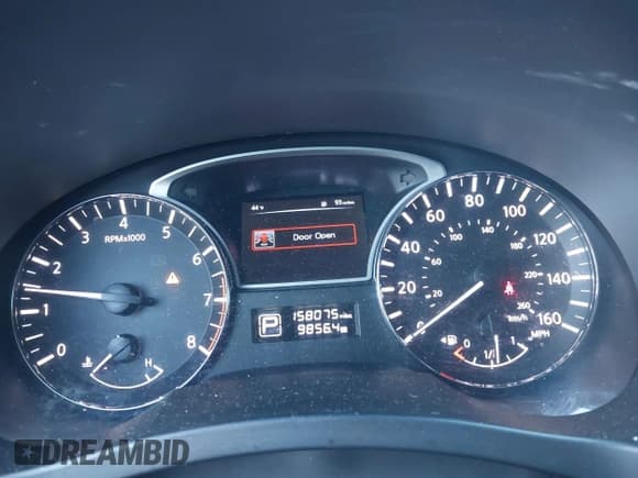 ✅ 2015 Nissan Altima SV • VIN: 1N4AL3AP0FC108592 • Lot: 43475219. Wystawiony na IAAI z przebiegiem 158 075 mil. Bezpłatny archiwum sprzedaży aukcyjnych z USA i szczegółowy raport historii pojazdu na DreamBid. Zdjęcie 7.