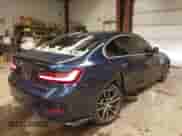 2020 BMW 3 Series 330i xDrive с VIN WBA5R7C01LFH45079, выставлен на аукционе IAAI как лот 41547337 с пробегом 67 621 миль миль и . История ставок и продаж доступна на DreamBid. Изображение 4.