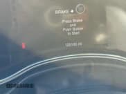 ✅ 2015 Jeep Grand Cherokee Limited • VIN: 1C4RJFBM8FC677201 • Lot: 85652615. Listed on Copart with 120,100 mi. Free auction sales archive from the USA and detailed vehicle history report at DreamBid. Image 8.