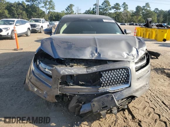 ✅ 2021 Lincoln Nautilus Standard • VIN: 2LMPJ6J91MBL00503 • Lot: 71724495. Listed on Copart with 70,133 mi. Free auction sales archive from the USA and detailed vehicle history report at DreamBid. Image 5.