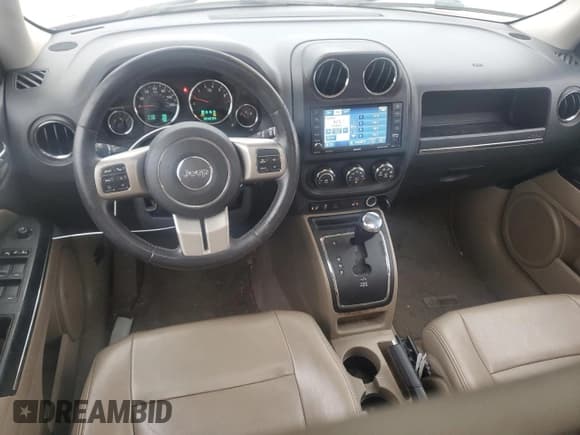 ✅ 2012 Jeep Patriot Limited • VIN: 1C4NJRCB2CD658758 • Lot: 81916764. Listed on Copart with 104,234 mi. Free auction sales archive from the USA and detailed vehicle history report at DreamBid. Image 8.