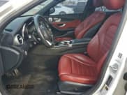 ✅ 2015 Mercedes-Benz C 300 Luxury • VIN: 55SWF4KB3FU090994 • Lot: 95710825. Wystawiony na Copart z przebiegiem Nie podano. Bezpłatny archiwum sprzedaży aukcyjnych z USA i szczegółowy raport historii pojazdu na DreamBid. Zdjęcie 7.