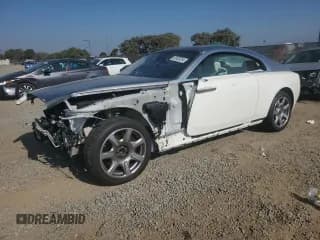 ✅ 2017 Rolls-Royce Wraith • VIN: SCA665C59HUX86762 • Lot: 82405254. Wystawiony na Copart z przebiegiem 10 422 mil. Bezpłatny archiwum sprzedaży aukcyjnych z USA i szczegółowy raport historii pojazdu na DreamBid. Zdjęcie 1.