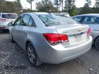 2015 Chevrolet Cruze LT z VIN 1G1PE5SB9F7200332, wystawiony jako IAAI lot #43403040 z przebiegiem 154 776 mil mil oraz . Historia ofert i sprzedaży dostępna na DreamBid. Obrazek 3.