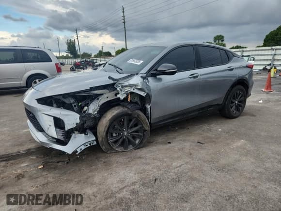 ✅ 2024 Buick Envista Sport Touring • VIN: KL47LBE25RB154159 • Lot: 81663935. Listed on Copart with 17,423 mi. Free auction sales archive from the USA and detailed vehicle history report at DreamBid. Image 1.