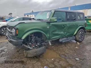 ✅ 2025 Ford Bronco Outer Banks • VIN: 1FMDE8BH3SLA51459 • Lot: 94428695. Wystawiony na Copart z przebiegiem 4 946 mil. Bezpłatny archiwum sprzedaży aukcyjnych z USA i szczegółowy raport historii pojazdu na DreamBid. Zdjęcie 1.