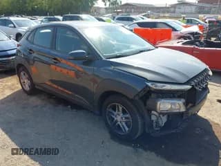 ✅ 2018 Hyundai Kona SE • VIN: KM8K1CAAXJU093971 • Лот: 43115205. Опубликован ранее на IAAI с пробегом 160 264 миль. Бесплатный доступ к архиву аукционных продаж из США и подробный отчёт об истории автомобиля на DreamBid. Изображение 1.