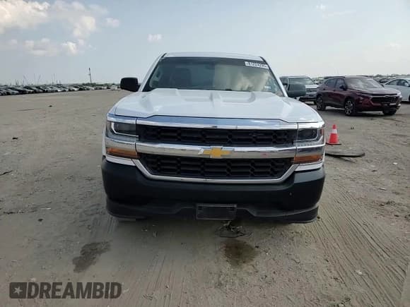 ✅ 2018 Chevrolet Silverado 1500 Work Truck • VIN: 1GCRCNEC7JZ330097 • Lot: 81224295. Wystawiony na Copart z przebiegiem 105 983 mil. Bezpłatny archiwum sprzedaży aukcyjnych z USA i szczegółowy raport historii pojazdu na DreamBid. Zdjęcie 13.