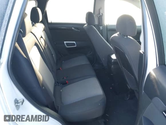 ✅ 2014 Chevrolet Captiva Sport LS • VIN: 3GNAL2EK2ES508690 • Lot: 41380045. Wystawiony na IAAI z przebiegiem 113 395 mil. Bezpłatny archiwum sprzedaży aukcyjnych z USA i szczegółowy raport historii pojazdu na DreamBid. Zdjęcie 8.