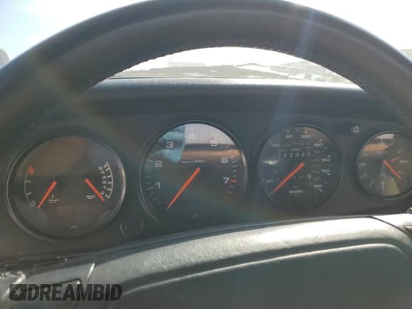 ✅ 1990 Porsche 911 • VIN: WP0CB2968LS470327 • Лот: 76689234. Опубликован ранее на Copart с пробегом 42 640 миль. Бесплатный доступ к архиву аукционных продаж из США и подробный отчёт об истории автомобиля на DreamBid. Изображение 9.