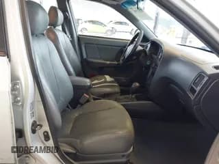 ✅ 2005 Hyundai Elantra GLS • VIN: KMHDN56D65U147087 • Lot: 41652391. Wystawiony na IAAI z przebiegiem 151 246 mil. Bezpłatny archiwum sprzedaży aukcyjnych z USA i szczegółowy raport historii pojazdu na DreamBid. Zdjęcie 5.