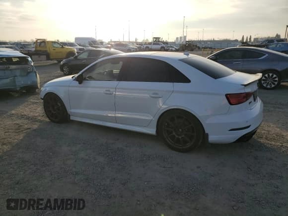 ✅ 2018 Audi RS 3 • VIN: WUABWGFF4J1904136 • Лот: 83492944. Опубликован ранее на Copart с пробегом 38 499 миль. Бесплатный доступ к архиву аукционных продаж из США и подробный отчёт об истории автомобиля на DreamBid. Изображение 2.