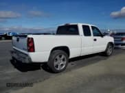 ✅ 2005 Chevrolet Silverado 1500 LS • VIN: 1GCEC19T55Z135851 • Lot: 91927505. Wystawiony na Copart z przebiegiem 129 701 mil. Bezpłatny archiwum sprzedaży aukcyjnych z USA i szczegółowy raport historii pojazdu na DreamBid. Zdjęcie 3.