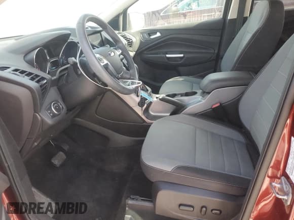 ✅ 2016 Ford Escape SE • VIN: 1FMCU0GXXGUA19996 • Lot: 86105355. Wystawiony na Copart z przebiegiem 77 716 mil. Bezpłatny archiwum sprzedaży aukcyjnych z USA i szczegółowy raport historii pojazdu na DreamBid. Zdjęcie 7.