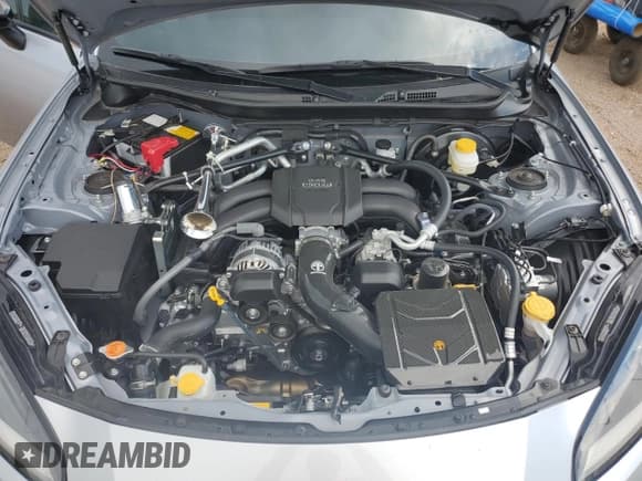 ✅ 2024 Toyota 86 Premium • VIN: JF1ZNBE10R9760496 • Lot: 66363925. Wystawiony na Copart z przebiegiem 13 044 mil. Bezpłatny archiwum sprzedaży aukcyjnych z USA i szczegółowy raport historii pojazdu na DreamBid. Zdjęcie 11.