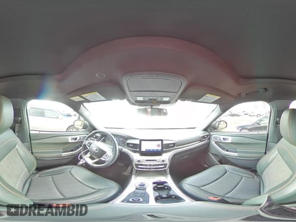 ✅ 2022 Ford Explorer Timberline • VIN: 1FMSK8JH8NGA70085 • Lot: 86135365. Wystawiony na Copart z przebiegiem 42 406 mil. Bezpłatny archiwum sprzedaży aukcyjnych z USA i szczegółowy raport historii pojazdu na DreamBid. Zdjęcie 15.