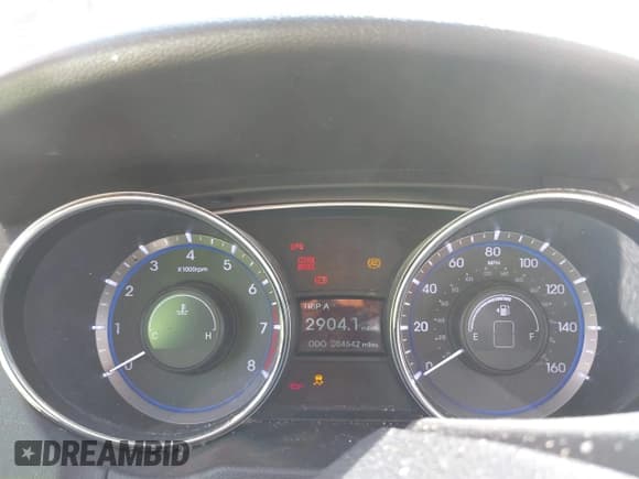 ✅ 2011 Hyundai Sonata GLS • VIN: 5NPEB4AC1BH093262 • Lot: 43333506. Listed on IAAI with 204,542 mi. Free auction sales archive from the USA and detailed vehicle history report at DreamBid. Image 7.