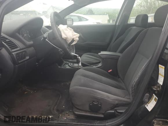 ✅ 2006 Mitsubishi Galant DE • VIN: 4A3AB26F86E009348 • Lot: 55768105. Wystawiony na Copart z przebiegiem 134 633 mil. Bezpłatny archiwum sprzedaży aukcyjnych z USA i szczegółowy raport historii pojazdu na DreamBid. Zdjęcie 7.