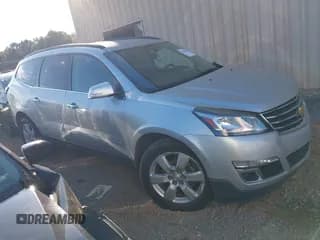 ✅ 2017 Chevrolet Traverse LT • VIN: 1GNKRGKD0HJ182190 • Lot: 43196481. Wystawiony na IAAI z przebiegiem 137 816 mil. Bezpłatny archiwum sprzedaży aukcyjnych z USA i szczegółowy raport historii pojazdu na DreamBid. Zdjęcie 1.