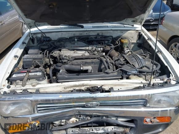 ✅ 1994 Toyota 4Runner • VIN: JT3VN29V4R0022876 • Лот: 43200298. Опубликован ранее на IAAI с пробегом 138 928 миль. Бесплатный доступ к архиву аукционных продаж из США и подробный отчёт об истории автомобиля на DreamBid. Изображение 10.