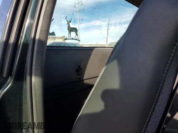 ✅ 2005 Chevrolet Silverado 1500 Work Truck • VIN: 1GCEC14X35Z206524 • Лот: 80122834. Опубликован ранее на Copart с пробегом 232 232 миль. Бесплатный доступ к архиву аукционных продаж из США и подробный отчёт об истории автомобиля на DreamBid. Изображение 10.