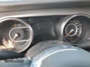 ✅ 2021 Jeep Gladiator High Altitude • VIN: 1C6HJTFG4ML546222 • Лот: 80474614. Опубликован ранее на Copart с пробегом Не указан. Бесплатный доступ к архиву аукционных продаж из США и подробный отчёт об истории автомобиля на DreamBid. Изображение 9.